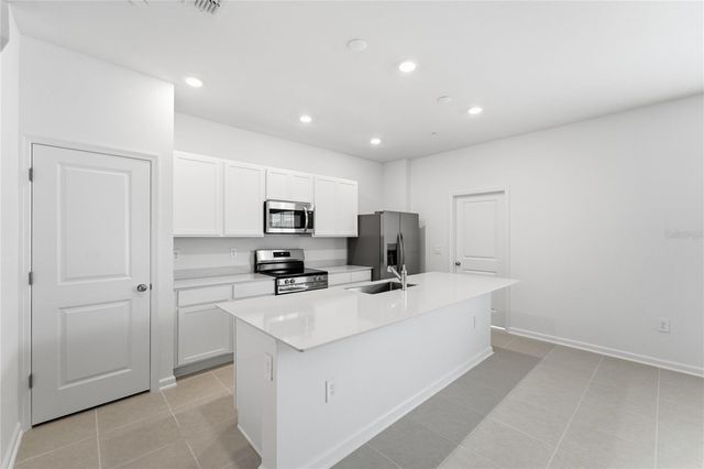 2160 RIDER RAIN LANE, Apopka, FL 32703