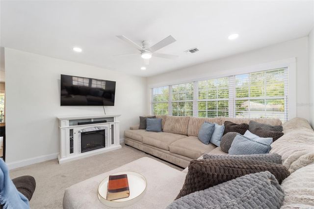9040 SW 209TH CIRCLE, Dunnellon, FL 34431