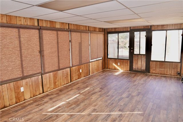 8654 Greenpoint Avenue, Riverside, CA 92503