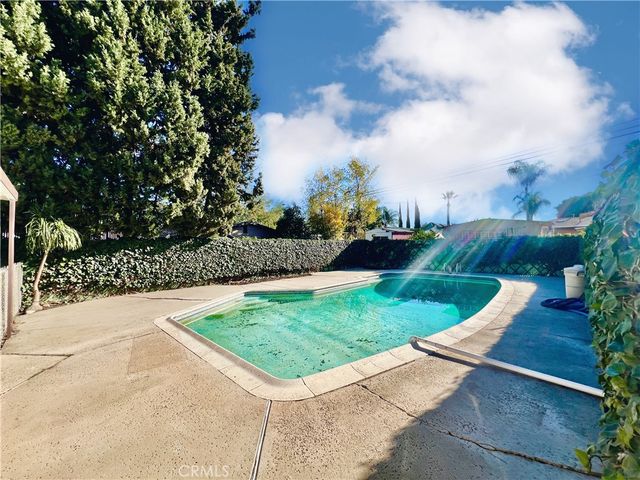 8654 Greenpoint Avenue, Riverside, CA 92503