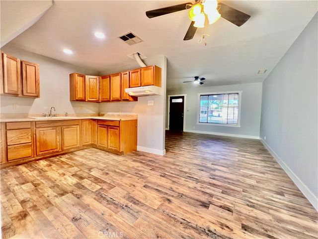 8654 Greenpoint Avenue, Riverside, CA 92503