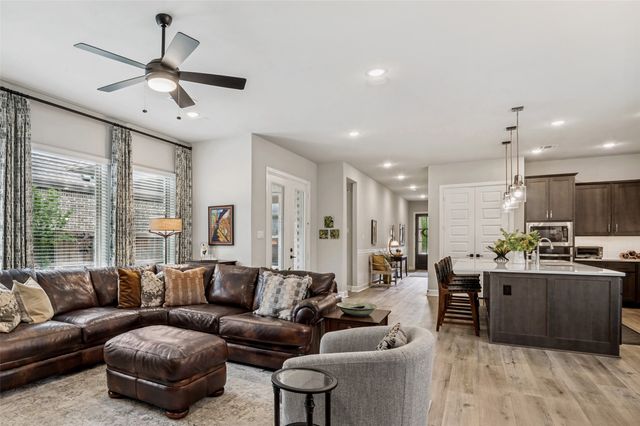 4810 Emerald Grove, Arlington, TX 76005