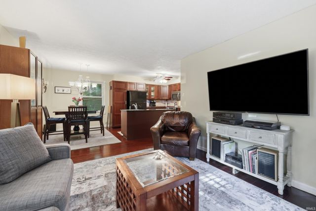 7467 E Windfree Lane, Bloomington, IN 47401
