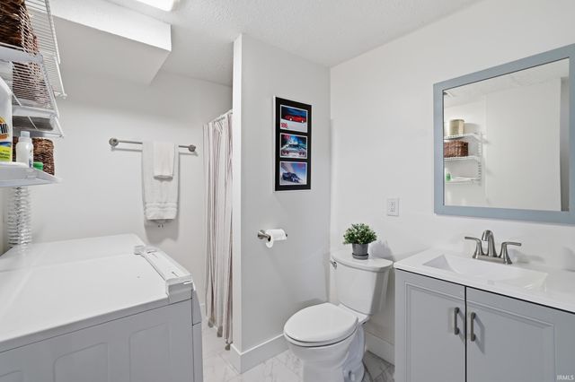 7467 E Windfree Lane, Bloomington, IN 47401