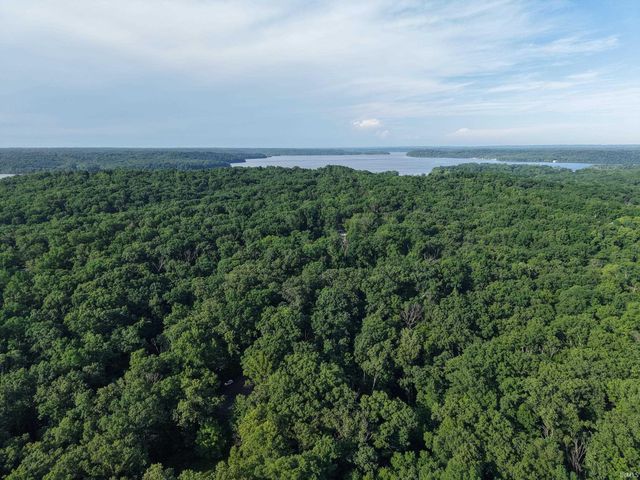 7467 E Windfree Lane, Bloomington, IN 47401
