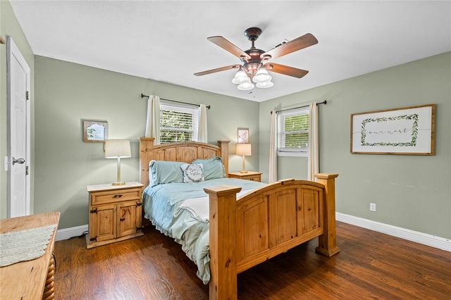 11419 Cripps Road, Gentry, AR 72734