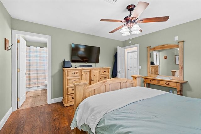 11419 Cripps Road, Gentry, AR 72734