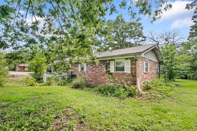 11419 Cripps Road, Gentry, AR 72734