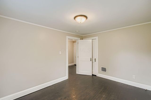 19 E Castle Road, Columbus, OH 43207
