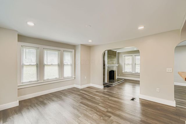 19 E Castle Road, Columbus, OH 43207
