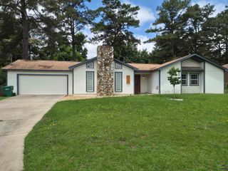 221 Gilchrist Drive, Warner Robins, GA 31093