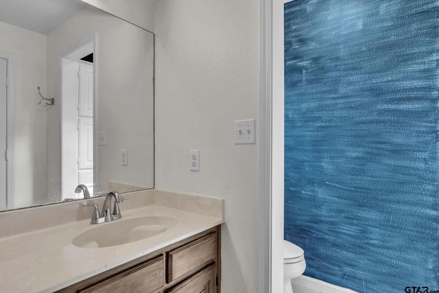 1110 Windsong Lane, Longview, TX 75605