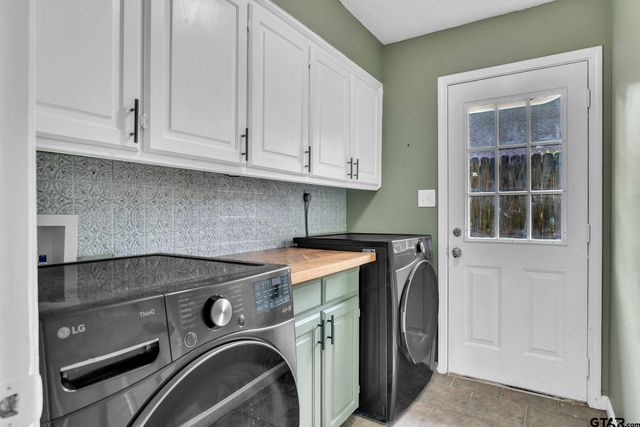 1110 Windsong Lane, Longview, TX 75605