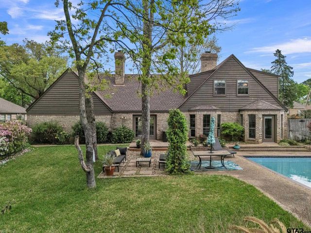 1110 Windsong Lane, Longview, TX 75605