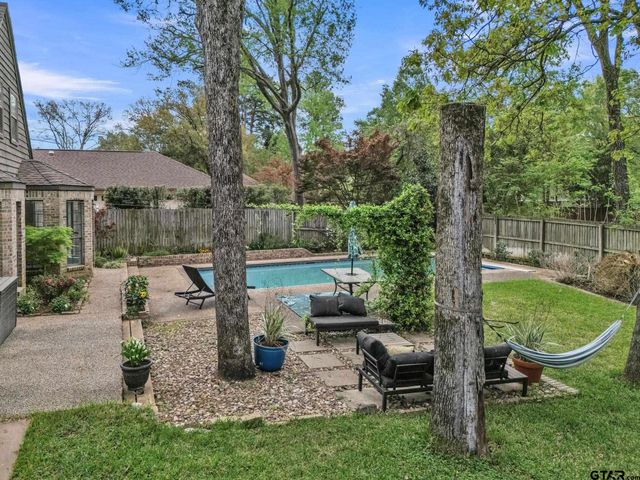 1110 Windsong Lane, Longview, TX 75605