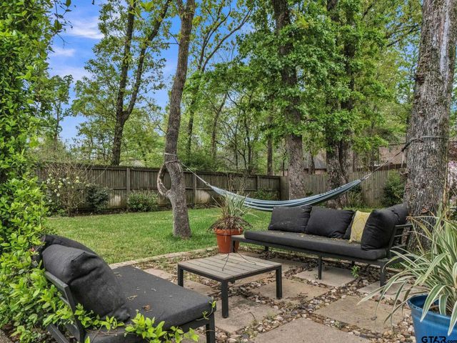 1110 Windsong Lane, Longview, TX 75605