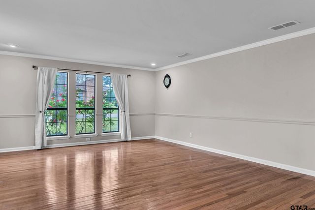 1110 Windsong Lane, Longview, TX 75605