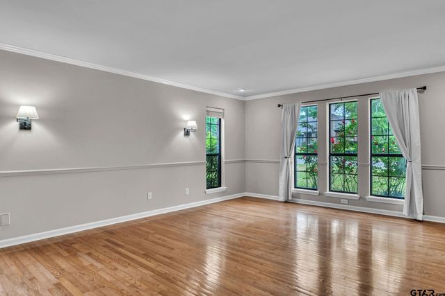 1110 Windsong Lane, Longview, TX 75605