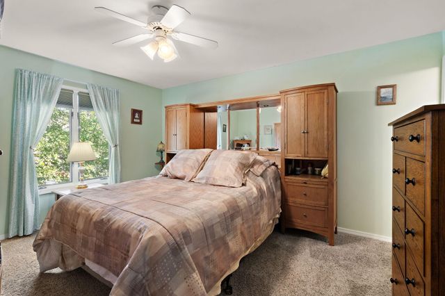 5015 Spinnaker Unit C Lane, Crown Point, IN 46307