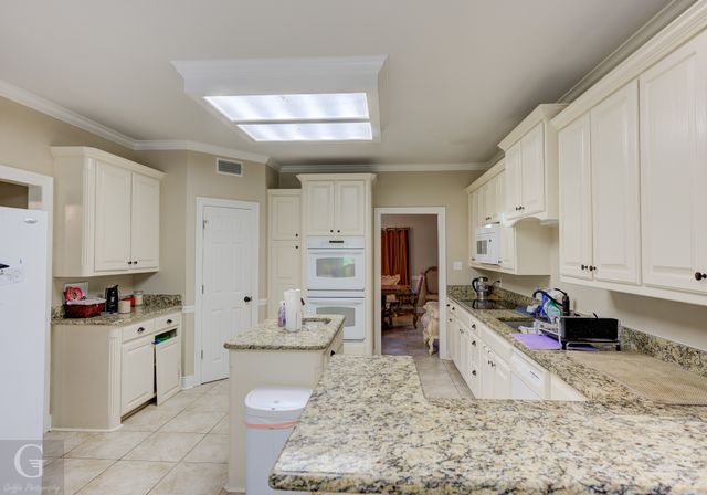 5345 Vermilion Place, Keithville, LA 71047