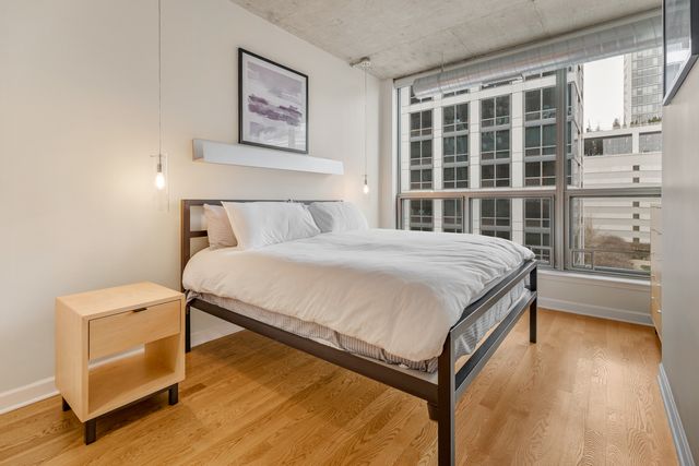 125 E 13TH Street 1002, Chicago, IL 60605