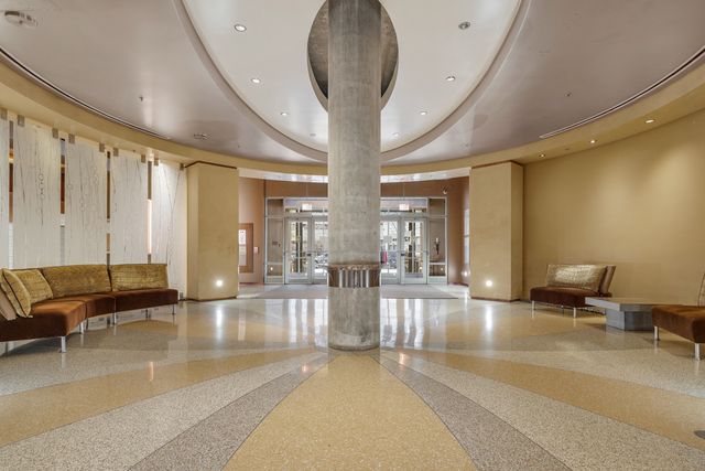 125 E 13TH Street 1002, Chicago, IL 60605