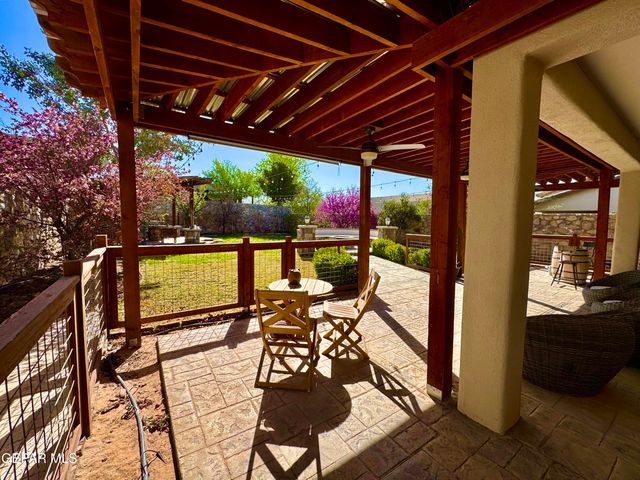 7332 STEVE DEGROAT Drive, El Paso, TX 79911