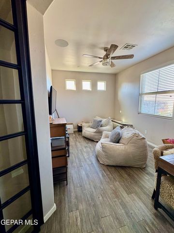 7332 STEVE DEGROAT Drive, El Paso, TX 79911