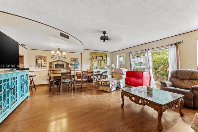 620 Tennis Club Dr 110, Fort Lauderdale, FL 33311