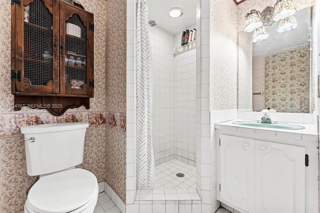 620 Tennis Club Dr 110, Fort Lauderdale, FL 33311