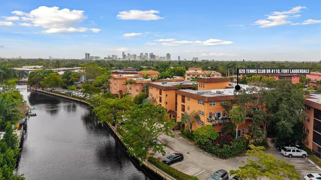 620 Tennis Club Dr 110, Fort Lauderdale, FL 33311