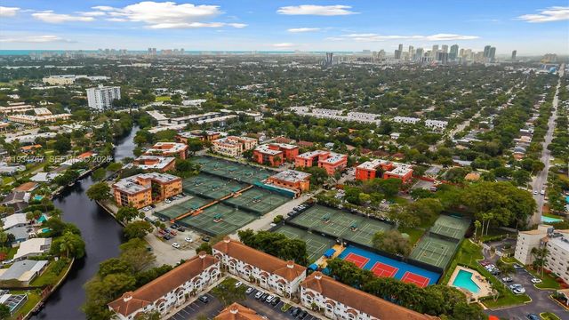 620 Tennis Club Dr 110, Fort Lauderdale, FL 33311