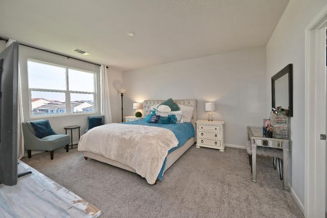 7860 Mount Evans Cir, Roseville, CA 95747