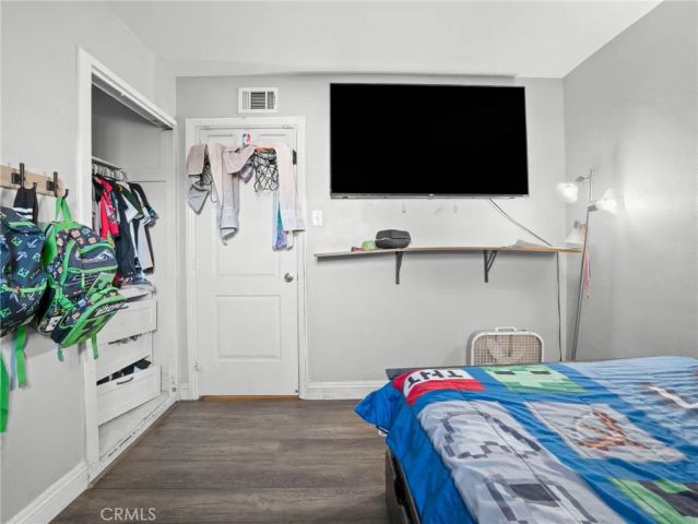 952 E La Verne, Pomona, CA 91767