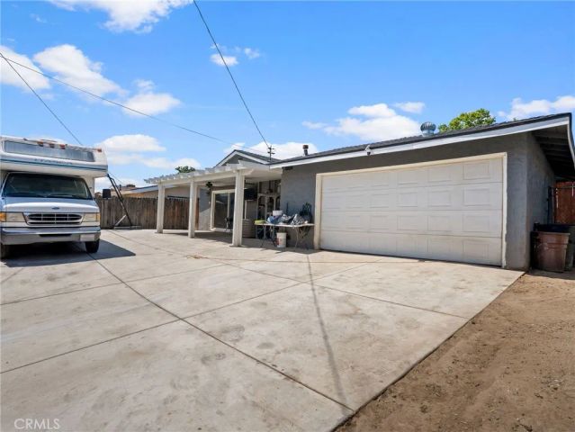 952 E La Verne, Pomona, CA 91767