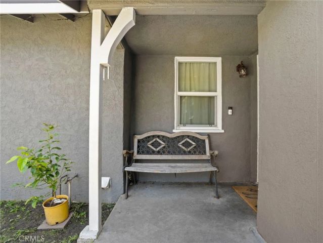 952 E La Verne, Pomona, CA 91767