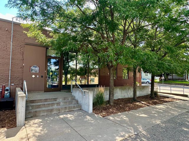 3650 Fremont Avenue N, Minneapolis, MN 55412