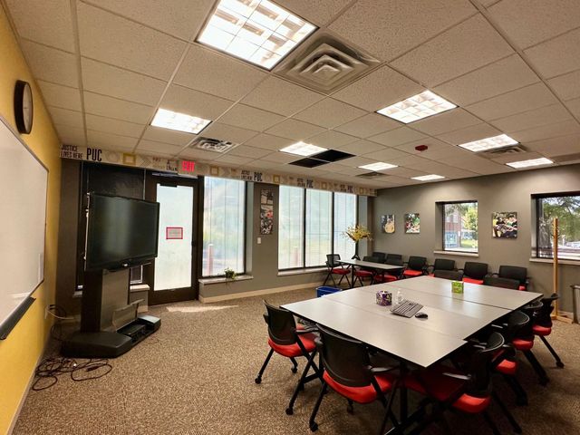 3650 Fremont Avenue N, Minneapolis, MN 55412