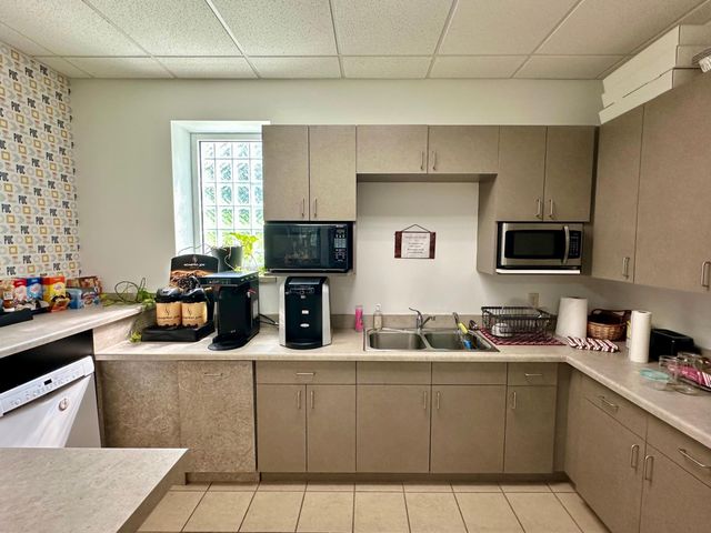 3650 Fremont Avenue N, Minneapolis, MN 55412