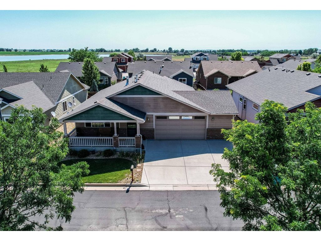 870 Humboldt Peak Ln, Berthoud, CO 80513