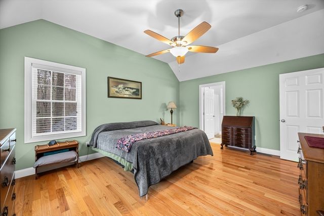 17 Mason Ln, Salisbury, MA 01952