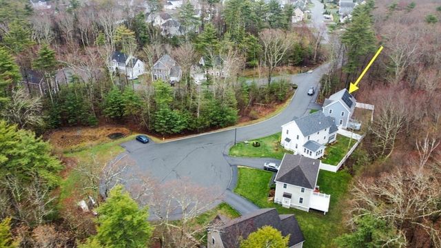 17 Mason Ln, Salisbury, MA 01952