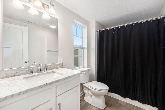 103 PAIGE Lane, Council Bluffs, IA 51503