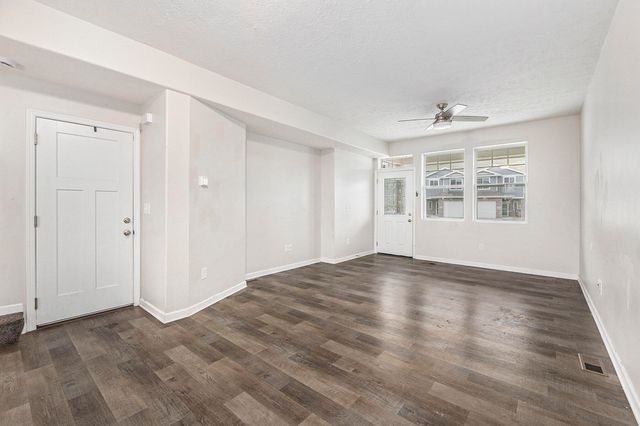 103 PAIGE Lane, Council Bluffs, IA 51503