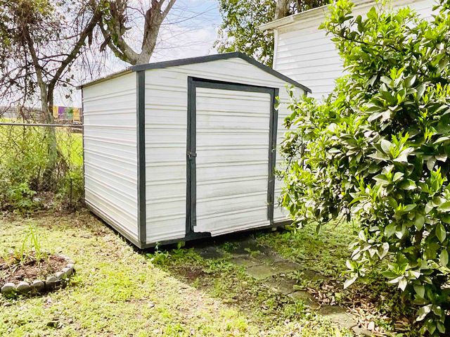 120 Mobile Estates Drive, Gray, LA 70359