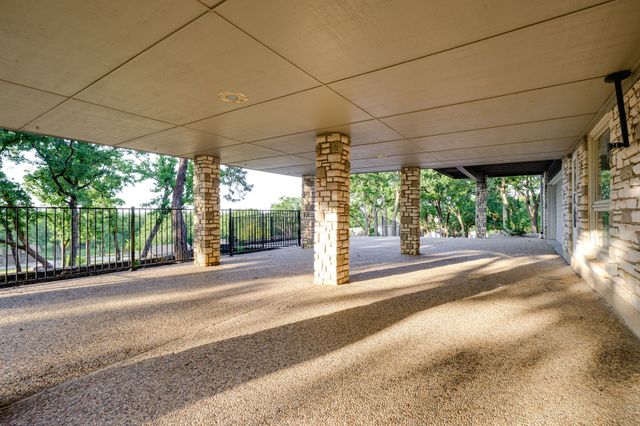 826 Skyline Drive, Argyle, TX 76226