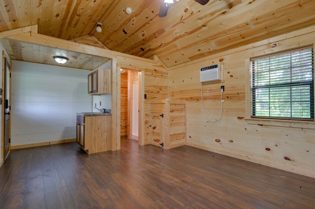 826 Skyline Drive, Argyle, TX 76226