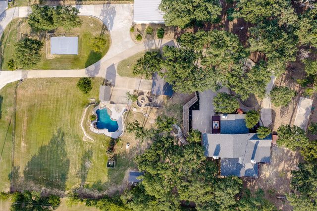 826 Skyline Drive, Argyle, TX 76226