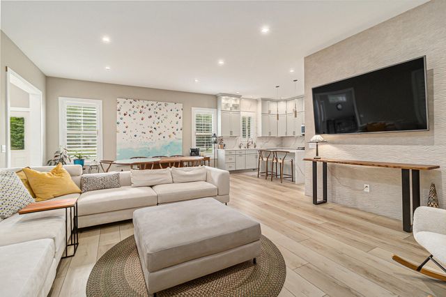 5407 W Sioux Road, Pentwater, MI 49449