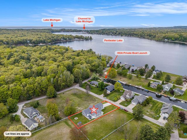 5407 W Sioux Road, Pentwater, MI 49449